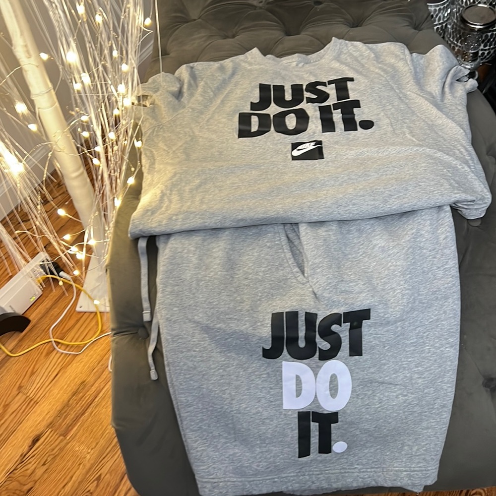 Mens Nike Set